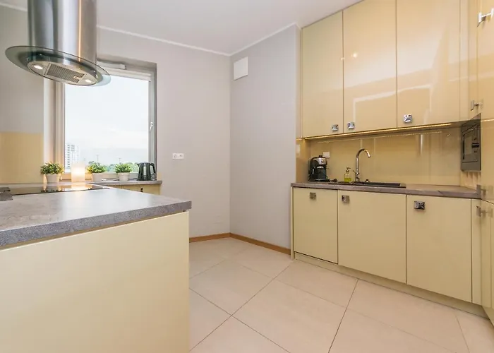 Lejlighed Glow Apartments, Marina *