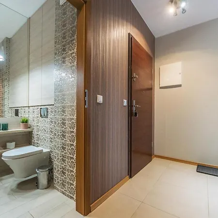 Glow Apartments, Marina Daire *