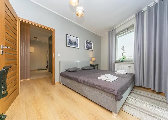 Glow Apartments, Marina Daire